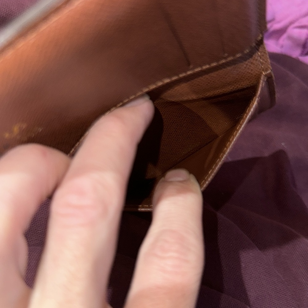 Men’s or Women’s Louis Vuitton Brown Monogram Pocket Holder! Purchased in SF!! - Picture 7 of 17
